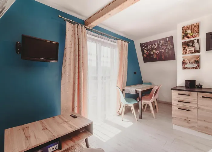 Lejlighed Na Strychu U Babci *